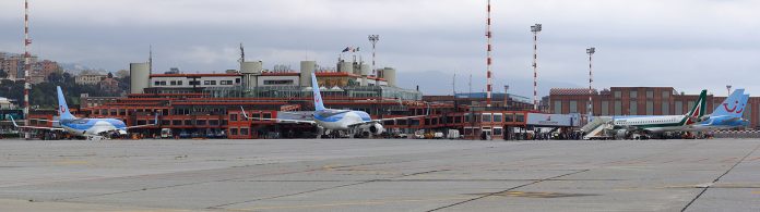 L'aeroporto Cristoforo Colombo di Genova.