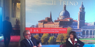 Roberto Maroni, presidente Regione Lombardia, e Cinzia Farisè, a.d. di Trenord, alla presentazione di "Va dove ti porta il treno"