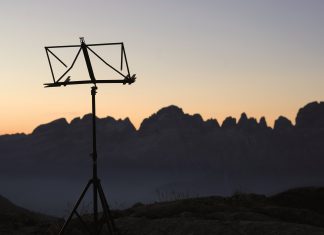 Suoni delle Dolomiti: Alba al Rifugio Segantini (credits: foto credits Ronny Kiaulehn)