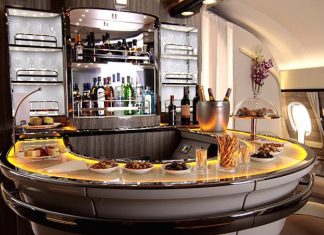 Il bar sugli A380 di Emirates